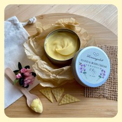 Honningperler Hand & Body Creme Geranium med bivoks &ndash; naturlig h�nd- og bodycreme uden vand i metald�se.